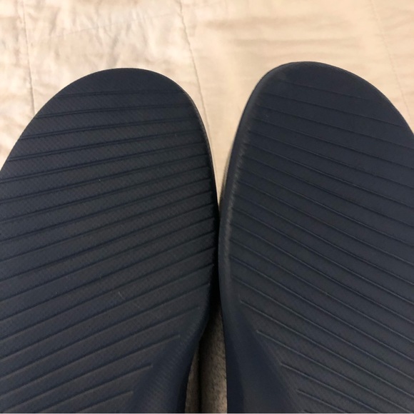 AllBirds wool runners, gray, Like new - Picture 6 of 10